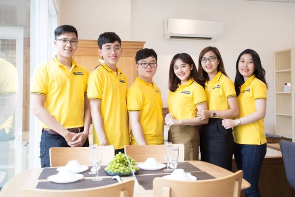 May-ao-thun-dong-phuc-gia-re-o-dau-tai-hoc-mon-3