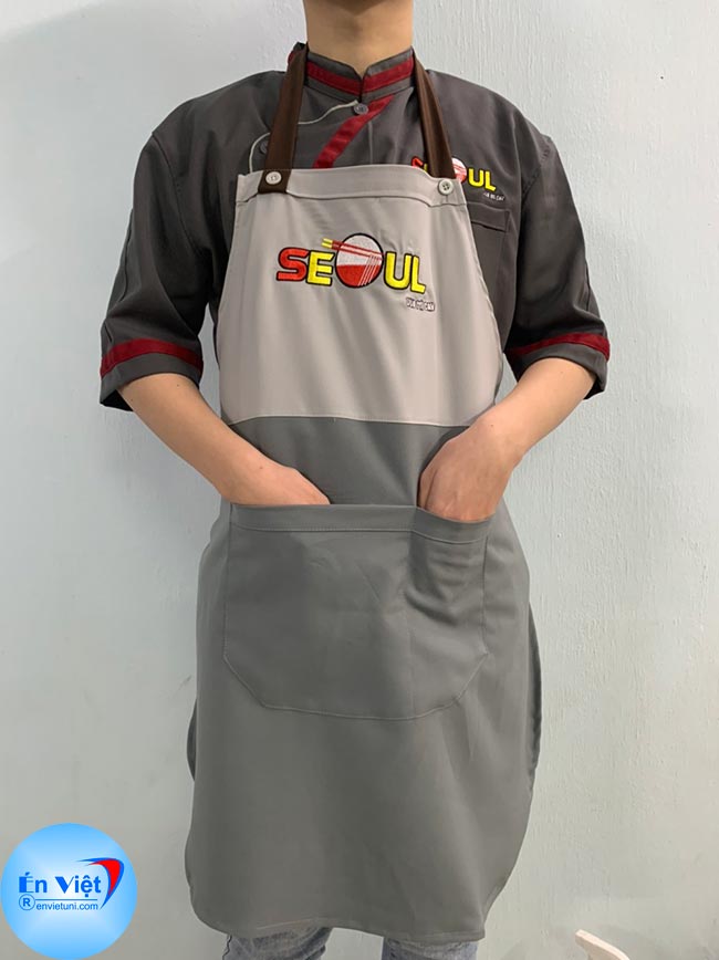 thiết kế logo trên đồng phục